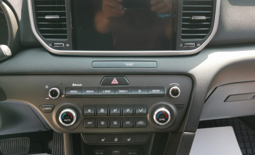 KIA SPORTAGE 1.6 CRDI HP Silver DCT MY21 MO.-i. 1. Tulaj. Autómata. ÁFÁ-s! TEMPOMAT. PARKRADAR. KAMERA