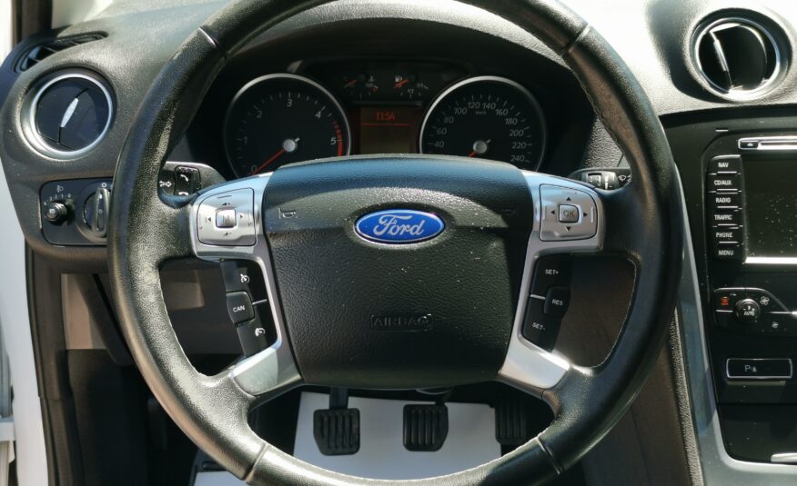 FORD MONDEO 2.0 TDCi Business MO.-i. 1. Tulaj. Szervizkönyv! TEMPOMAT. PARKRADAR. ÜLÉSFŰTÉS