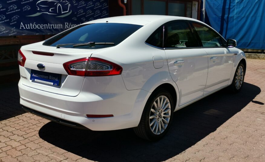 FORD MONDEO 2.0 TDCi Business MO.-i. 1. Tulaj. Szervizkönyv! TEMPOMAT. PARKRADAR. ÜLÉSFŰTÉS