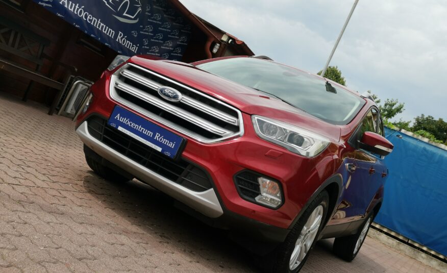 FORD KUGA 1.5 EcoBoost Titanium MO.-i. 2. Tulaj. Szervizkönyv! Áfá-s! PANORÁMA TETŐ. BŐRBELSŐ. LED