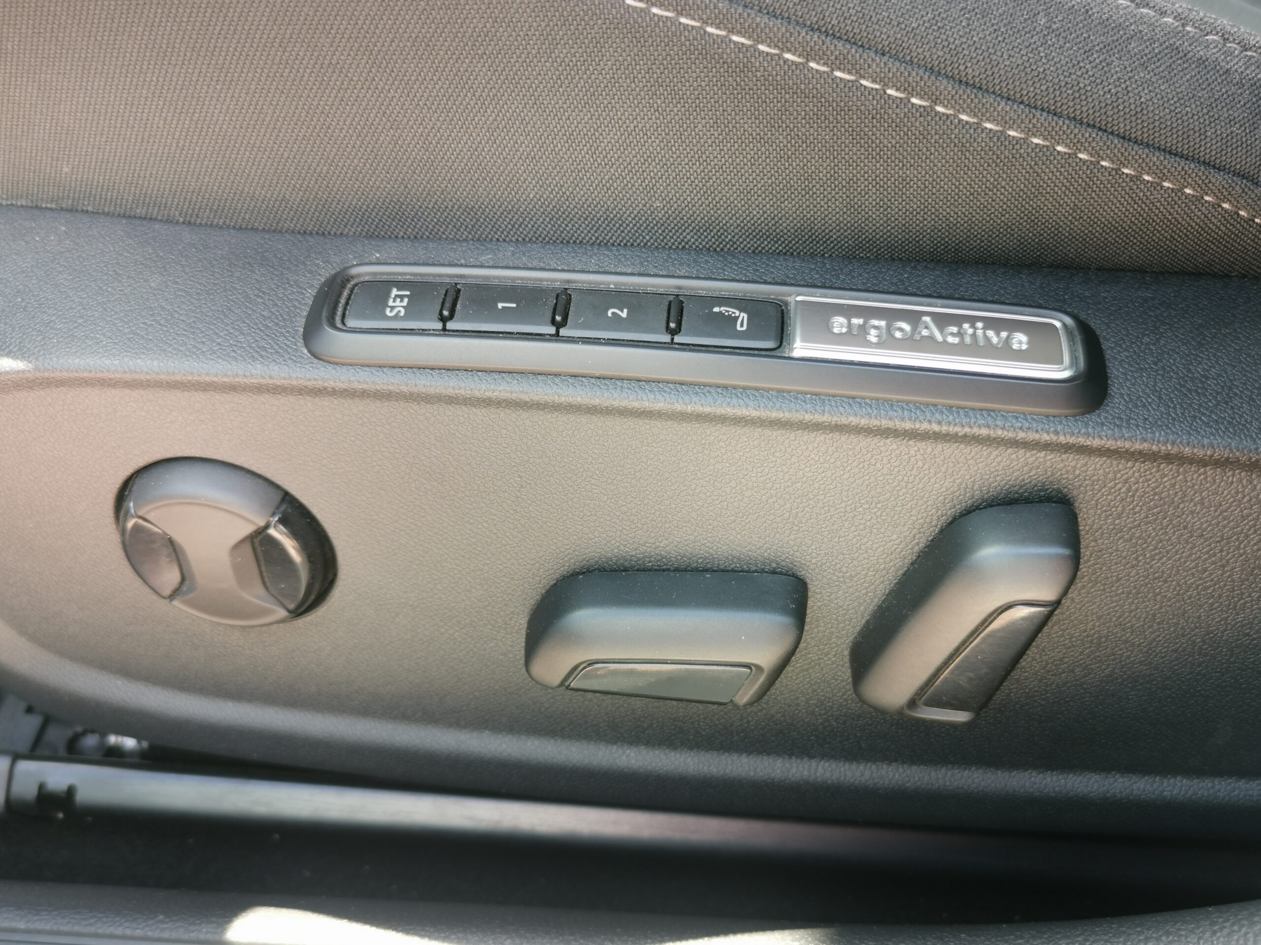 VOLKSWAGEN GOLF VIII Variant 1.5 TSI ACT Style MO.-i. 1. Tulaj. ÁFÁ-s! TEMPOMAT. LED. ÜLÉSFŰTÉS. ALUFELNI