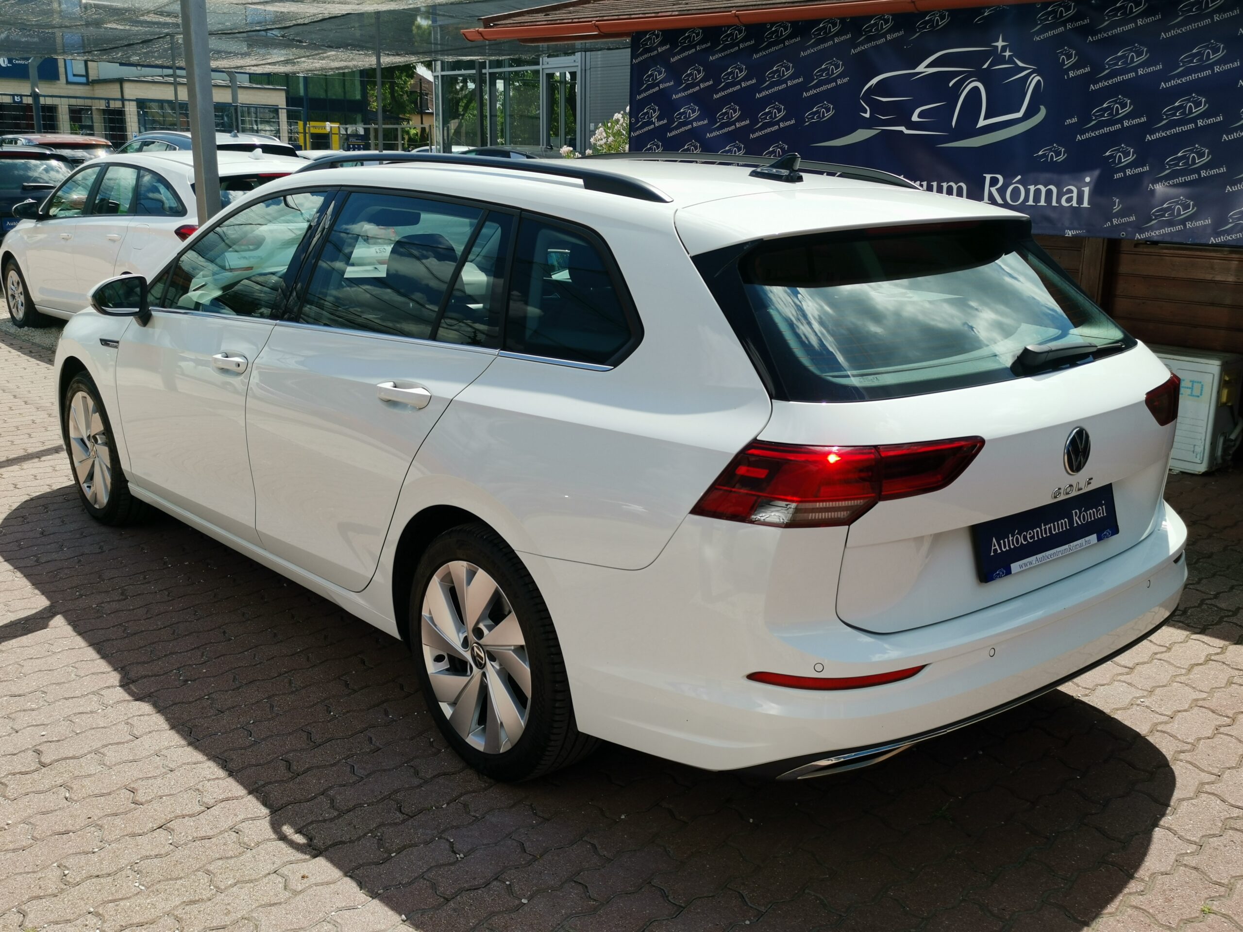 VOLKSWAGEN GOLF VIII Variant 1.5 TSI ACT Style MO.-i. 1. Tulaj. ÁFÁ-s! TEMPOMAT. LED. ÜLÉSFŰTÉS. ALUFELNI