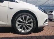 OPEL ASTRA K Sports Tourer 1.6 CDTI EcoFLEX Start-Stop Enjoy TEMPOMAT. PARKRADAR. NAVIGÁCIÓ. ALUFELNI
