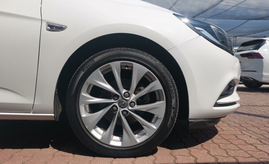 OPEL ASTRA K Sports Tourer 1.6 CDTI EcoFLEX Start-Stop Enjoy TEMPOMAT. PARKRADAR. NAVIGÁCIÓ. ALUFELNI