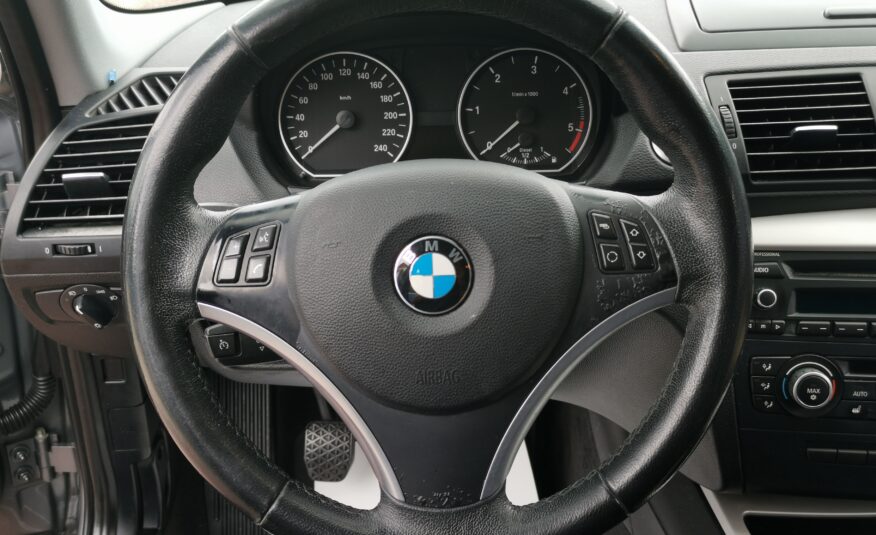 BMW 118d DIGIT KLÍMA. XENON. ÜLÉSFŰTÉS. ALUFELNI