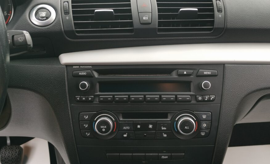 BMW 118d DIGIT KLÍMA. XENON. ÜLÉSFŰTÉS. ALUFELNI