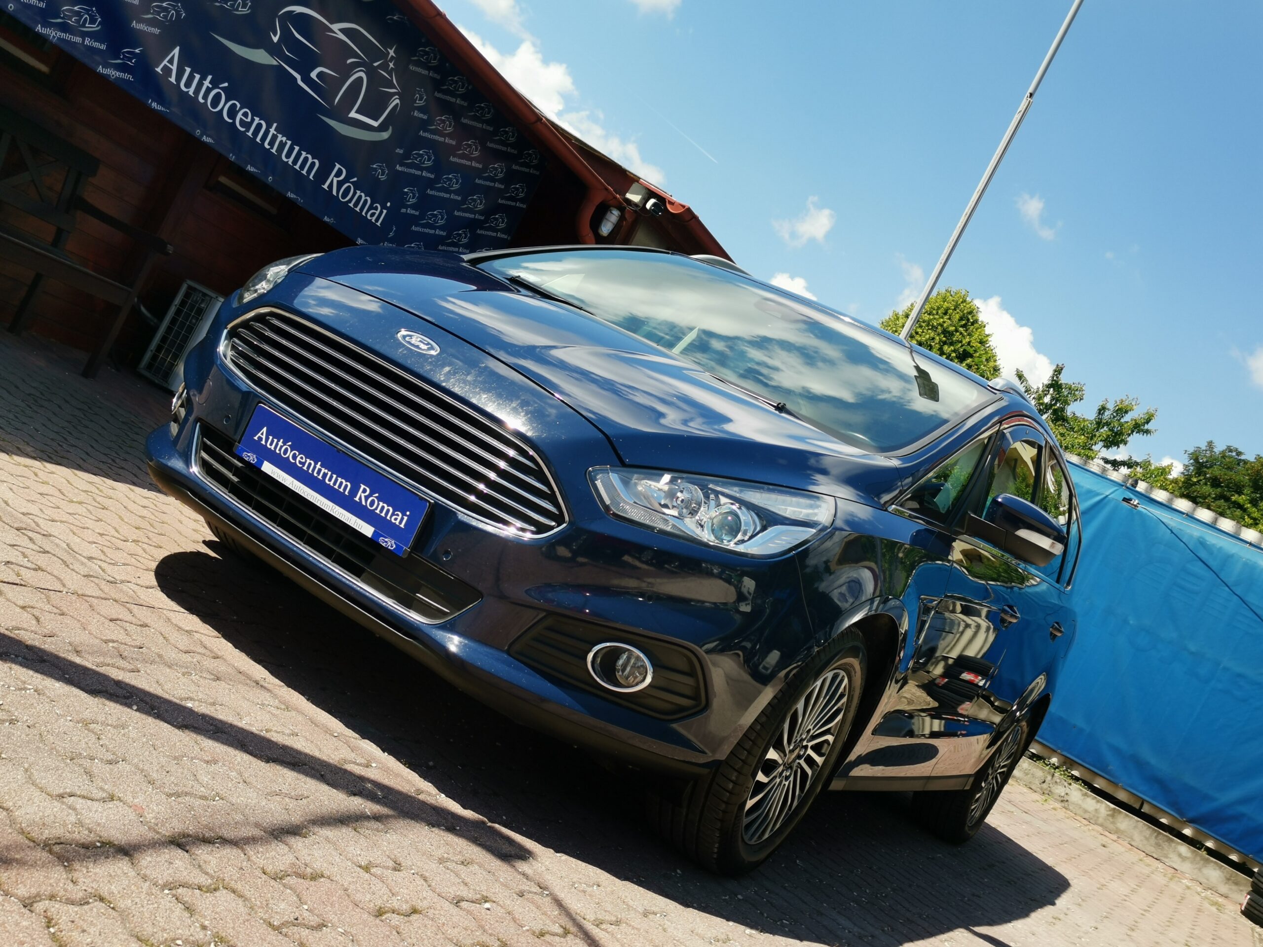 FORD S-MAX 1.5 EcoBoost Titanium MO.-i. 1. Tulaj. Szervizkönyv! FÉLBŐR BELSŐ. TEMPOMAT. NAVIGÁCIÓ