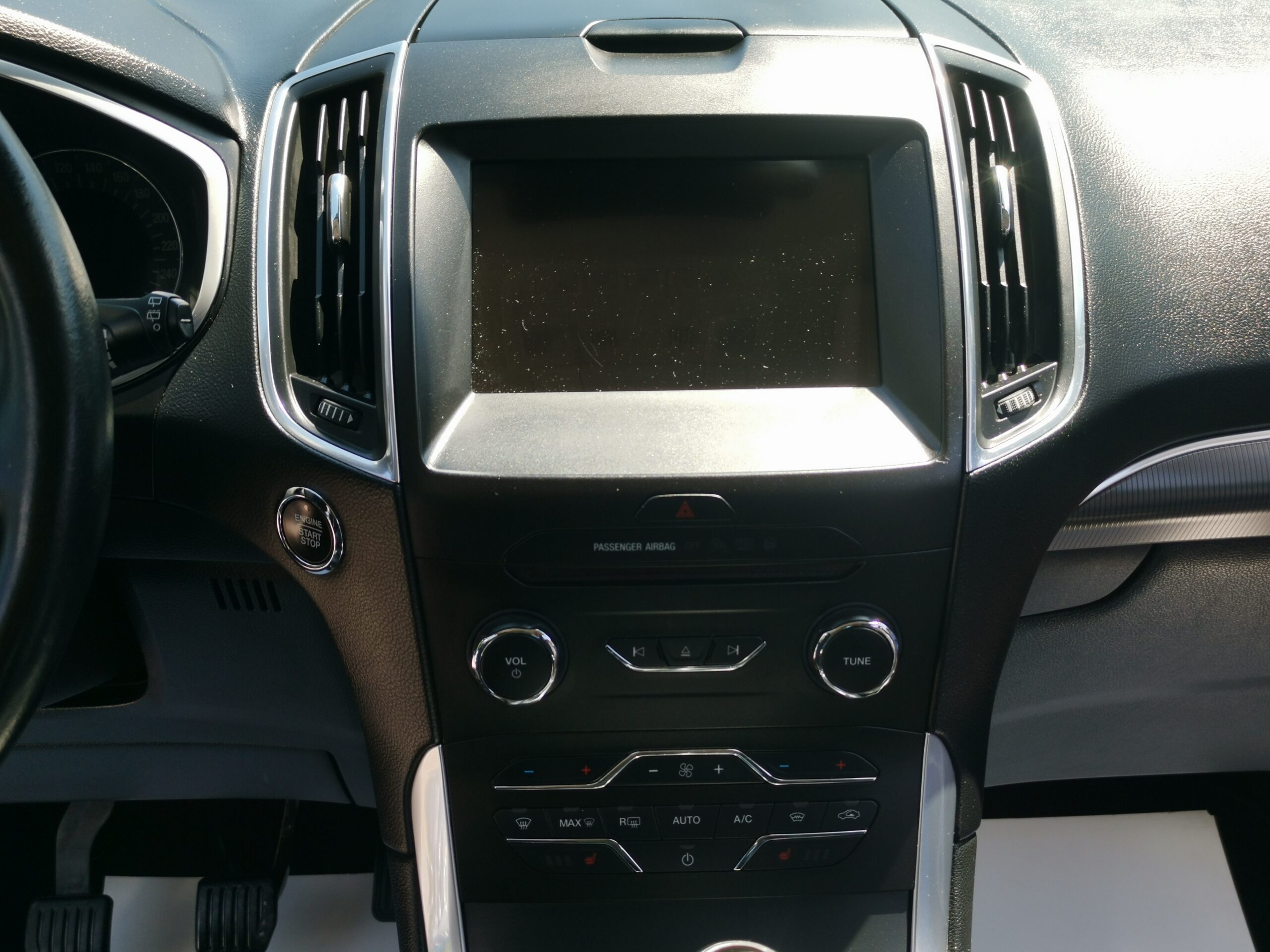 FORD S-MAX 1.5 EcoBoost Titanium MO.-i. 1. Tulaj. Szervizkönyv! FÉLBŐR BELSŐ. TEMPOMAT. NAVIGÁCIÓ