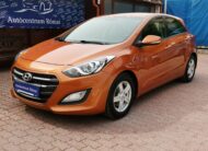 HYUNDAI I30 1.4 MPi ISG Entry 54.000km! 1. Tulaj. Szervizkönyv! NAVIGÁCIÓ. KAMERA. PARKRADAR. ALUFELNI