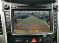 HYUNDAI I30 1.4 MPi ISG Entry 54.000km! 1. Tulaj. Szervizkönyv! NAVIGÁCIÓ. KAMERA. PARKRADAR. ALUFELNI