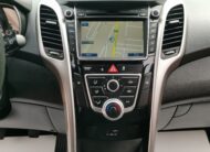 HYUNDAI I30 1.4 MPi ISG Entry 54.000km! 1. Tulaj. Szervizkönyv! NAVIGÁCIÓ. KAMERA. PARKRADAR. ALUFELNI