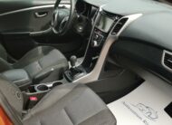 HYUNDAI I30 1.4 MPi ISG Entry 54.000km! 1. Tulaj. Szervizkönyv! NAVIGÁCIÓ. KAMERA. PARKRADAR. ALUFELNI