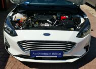 FORD FOCUS 1.5 EcoBlue Business MO.-i. 1. Tulaj. Szervizkönyv! ÁFÁs! TEMPOMAT. KAMERA. ÜLÉSFŰTÉS