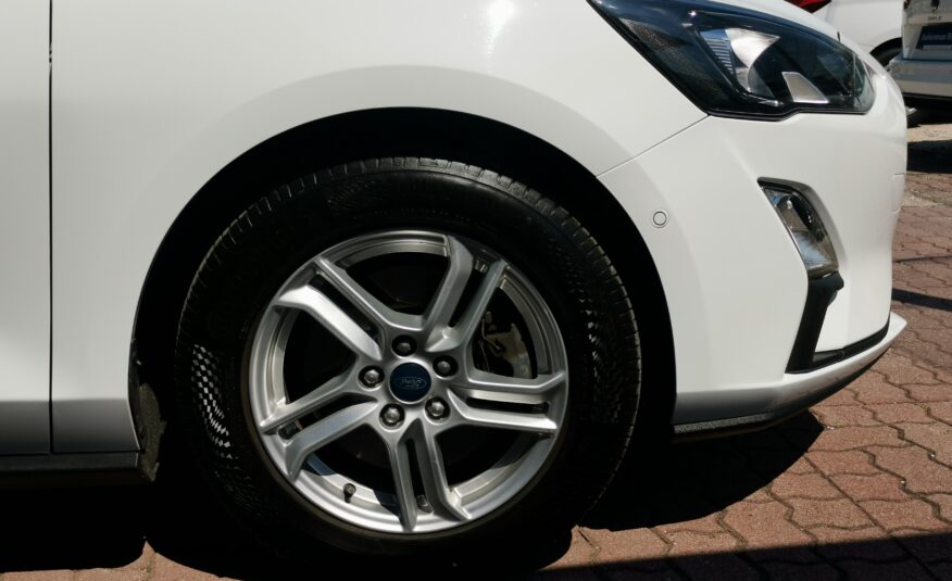 FORD FOCUS 1.5 EcoBlue Business MO.-i. 1. Tulaj. Szervizkönyv! ÁFÁs! TEMPOMAT. KAMERA. ÜLÉSFŰTÉS