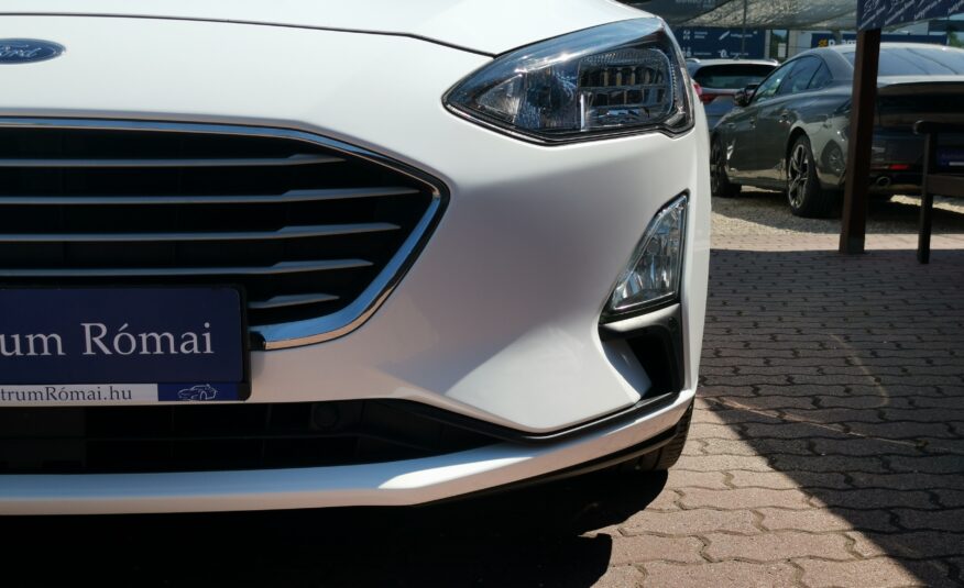 FORD FOCUS 1.5 EcoBlue Business MO.-i. 1. Tulaj. Szervizkönyv! ÁFÁs! TEMPOMAT. KAMERA. ÜLÉSFŰTÉS