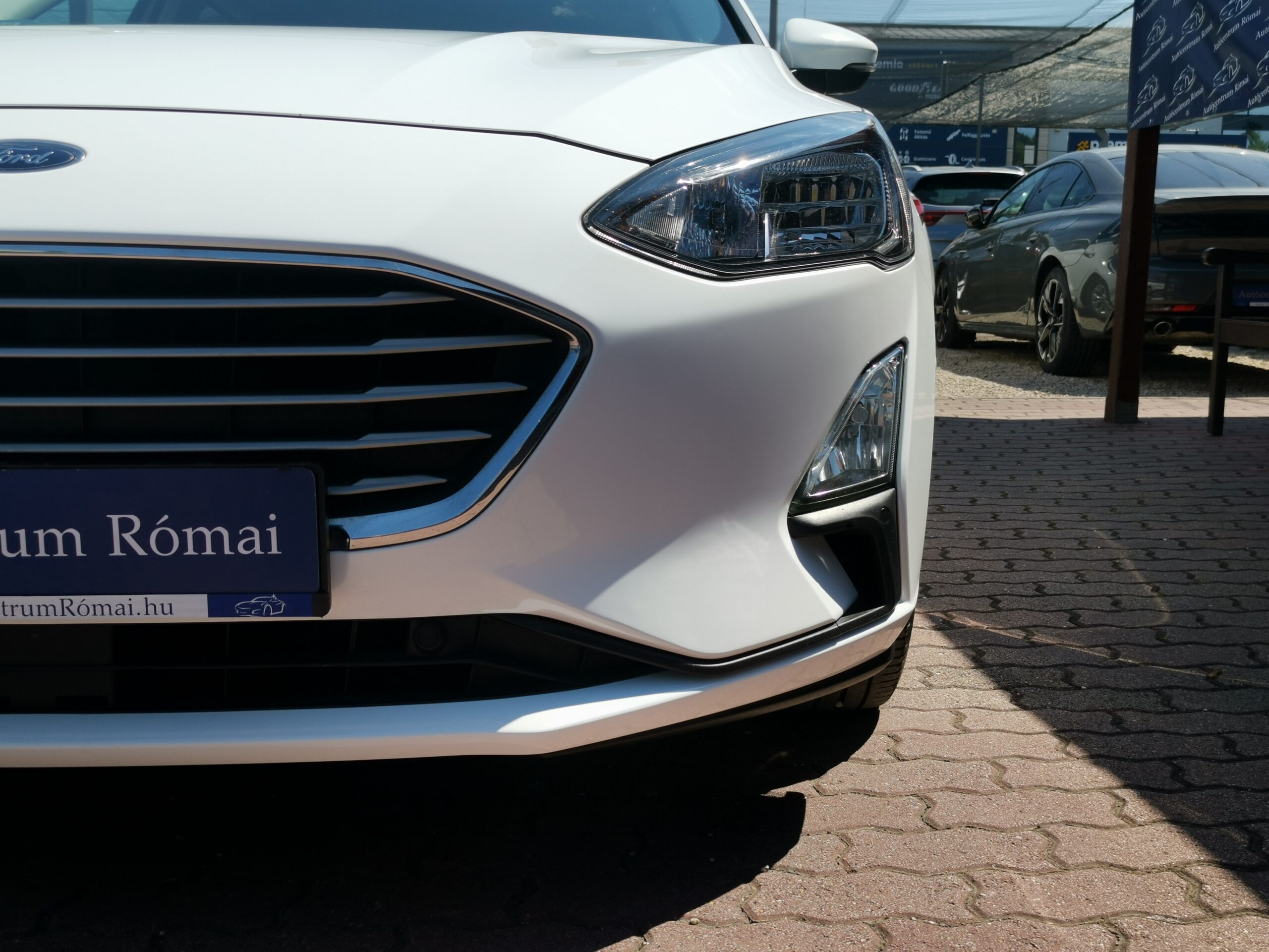 FORD FOCUS 1.5 EcoBlue Business MO.-i. 1. Tulaj. Szervizkönyv! ÁFÁs! TEMPOMAT. KAMERA. ÜLÉSFŰTÉS