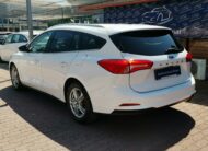 FORD FOCUS 1.5 EcoBlue Business MO.-i. 1. Tulaj. Szervizkönyv! ÁFÁs! TEMPOMAT. KAMERA. ÜLÉSFŰTÉS