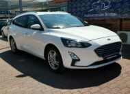 FORD FOCUS 1.5 EcoBlue Business MO.-i. 1. Tulaj. Szervizkönyv! ÁFÁs! TEMPOMAT. KAMERA. ÜLÉSFŰTÉS