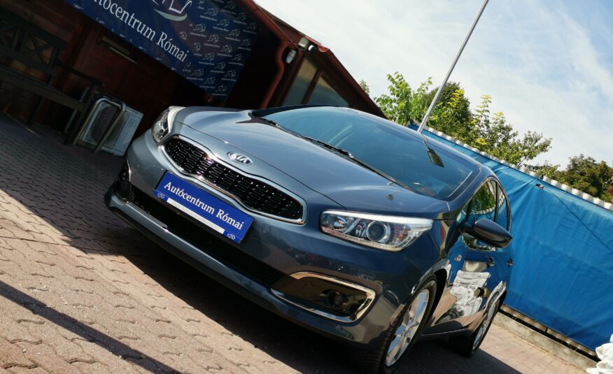 KIA CEE'D 1.6 GDI UEFA 109.000km! 2. Tulaj. DIGIT KLÍMA. NAVIGÁCIÓ. KAMERA. TEMPOMAT