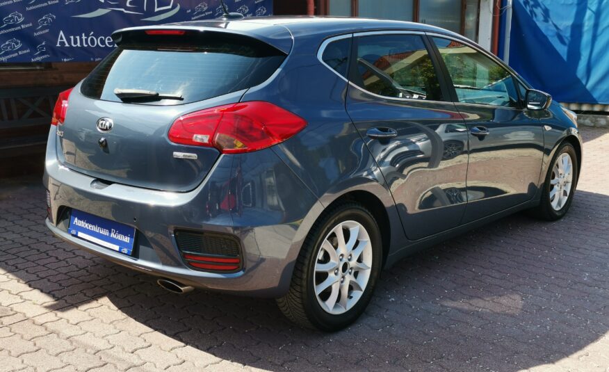 KIA CEE'D 1.6 GDI UEFA 109.000km! 2. Tulaj. DIGIT KLÍMA. NAVIGÁCIÓ. KAMERA. TEMPOMAT
