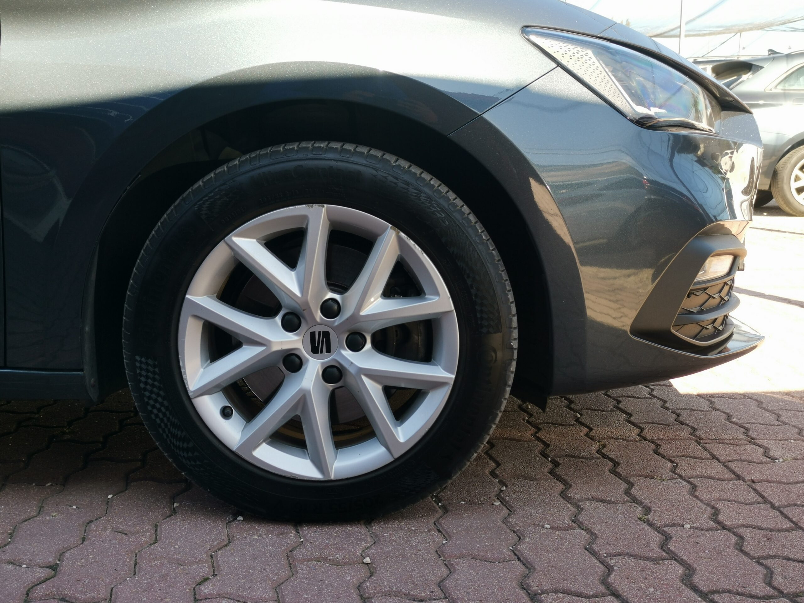 SEAT LEON ST 2.0 TDI Style MO.-i. 1. Tulaj. Szervizkönyv! ÁFÁ-s! TEMPOMAT. PARKRADAR. LED. ALUFELNI