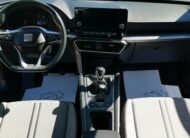 SEAT LEON ST 2.0 TDI Style MO.-i. 1. Tulaj. Szervizkönyv! ÁFÁ-s! TEMPOMAT. PARKRADAR. LED. ALUFELNI