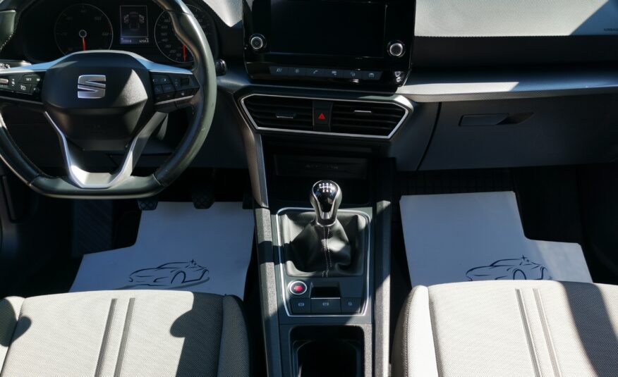 SEAT LEON ST 2.0 TDI Style MO.-i. 1. Tulaj. Szervizkönyv! ÁFÁ-s! TEMPOMAT. PARKRADAR. LED. ALUFELNI