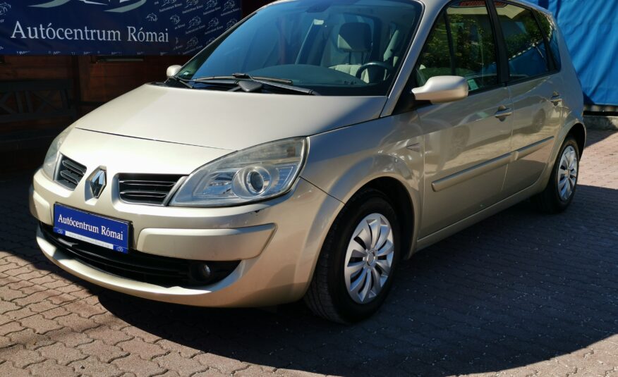 RENAULT SCENIC Scénic 1.5 dCi Kaleido MO.-i. 2. Tulaj. DIGIT KLÍMA. TEMPOMAT. PANORÁMA TETŐ