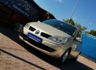 RENAULT SCENIC Scénic 1.5 dCi Kaleido MO.-i. 2. Tulaj. DIGIT KLÍMA. TEMPOMAT. PANORÁMA TETŐ