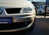RENAULT SCENIC Scénic 1.5 dCi Kaleido MO.-i. 2. Tulaj. DIGIT KLÍMA. TEMPOMAT. PANORÁMA TETŐ