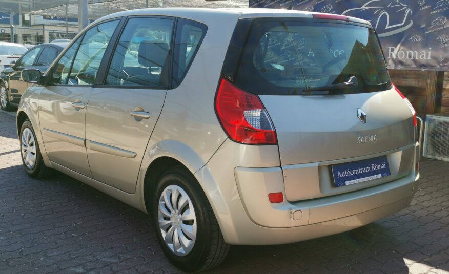 RENAULT SCENIC Scénic 1.5 dCi Kaleido MO.-i. 2. Tulaj. DIGIT KLÍMA. TEMPOMAT. PANORÁMA TETŐ