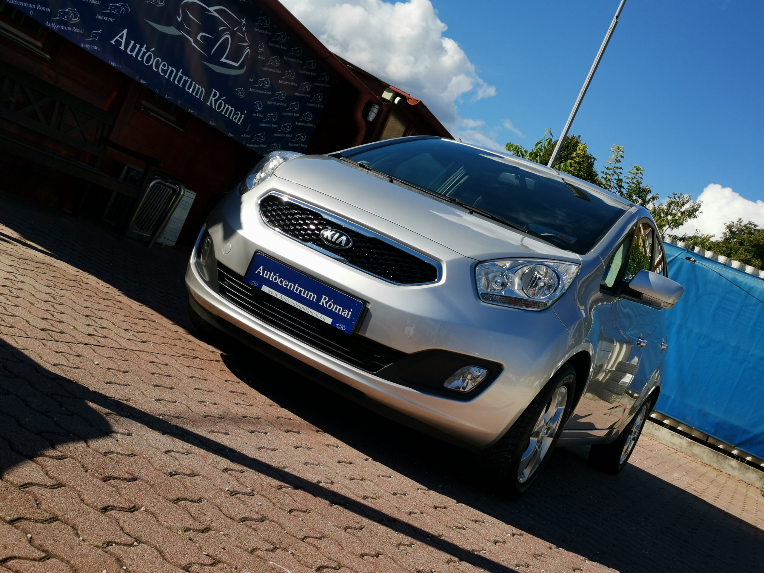 KIA VENGA 1.6 EX 98.000km! 1. Tulaj. Szervizkönyv! DIGIT KLÍMA. PARKRADAR. VONÓHOROG