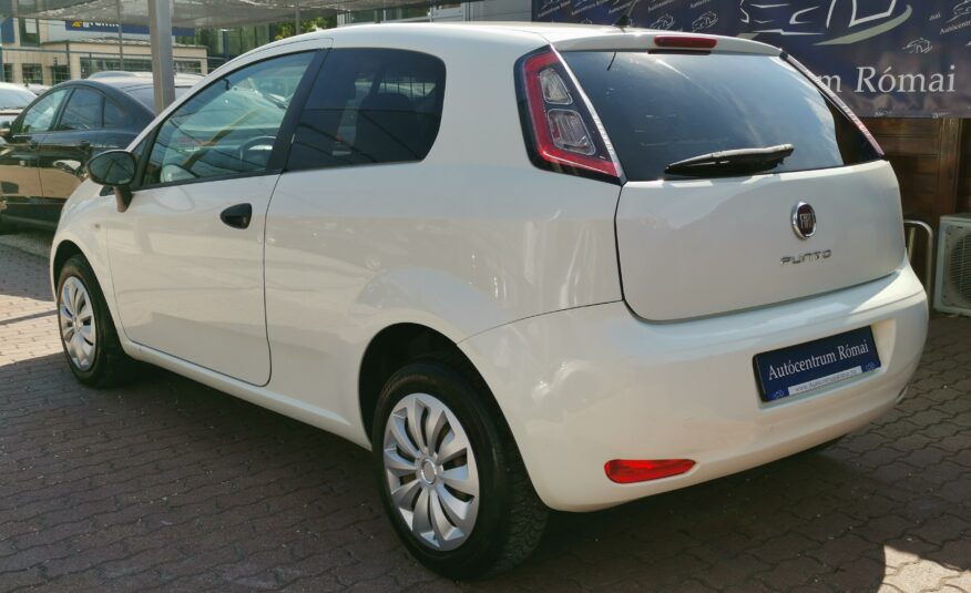 FIAT PUNTO 1.3 Van Multijet MO.-i. 2. Tulaj. Szervizkönyv! KLÍMA. ELEKTROMOS ABLAK