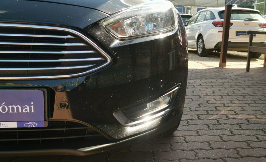 FORD FOCUS 1.5 TDCI Titanium MO.-i. 1. Tulaj. Szervizkönyv! NAVIGÁCIÓ. TEMPOMAT. PARKRADAR. ÜLÉSFŰTÉS