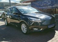 FORD FOCUS 1.5 TDCI Titanium MO.-i. 1. Tulaj. Szervizkönyv! NAVIGÁCIÓ. TEMPOMAT. PARKRADAR. ÜLÉSFŰTÉS
