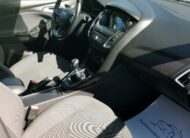 FORD FOCUS 1.5 TDCI Titanium MO.-i. 1. Tulaj. Szervizkönyv! NAVIGÁCIÓ. TEMPOMAT. PARKRADAR. ÜLÉSFŰTÉS