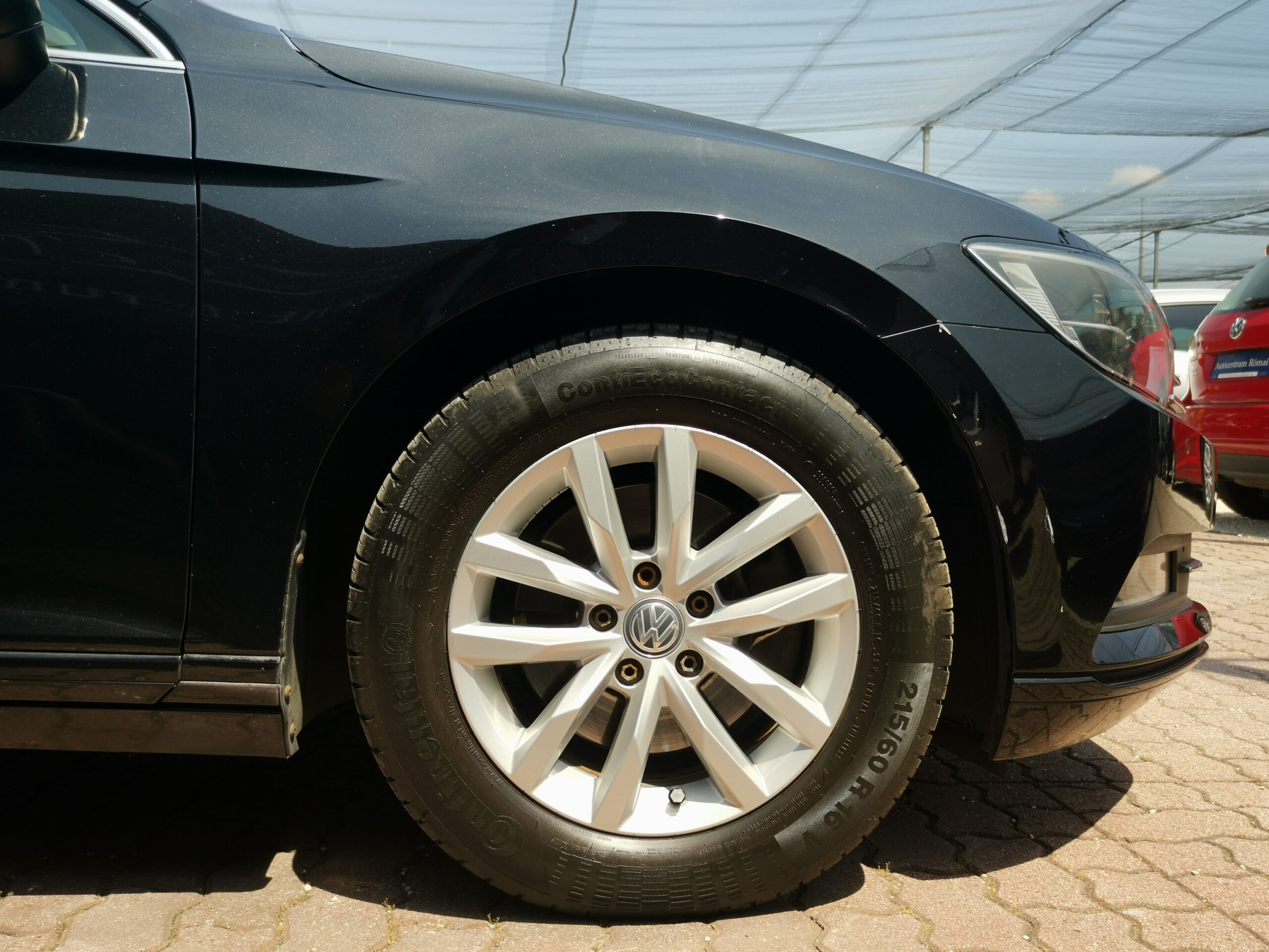 VOLKSWAGEN PASSAT VIII Variant 2.0 TDI BMT Comfortline TEMPOMAT. NAVIGÁCIÓ. ÜLÉSFŰTÉS. PARKRADAR