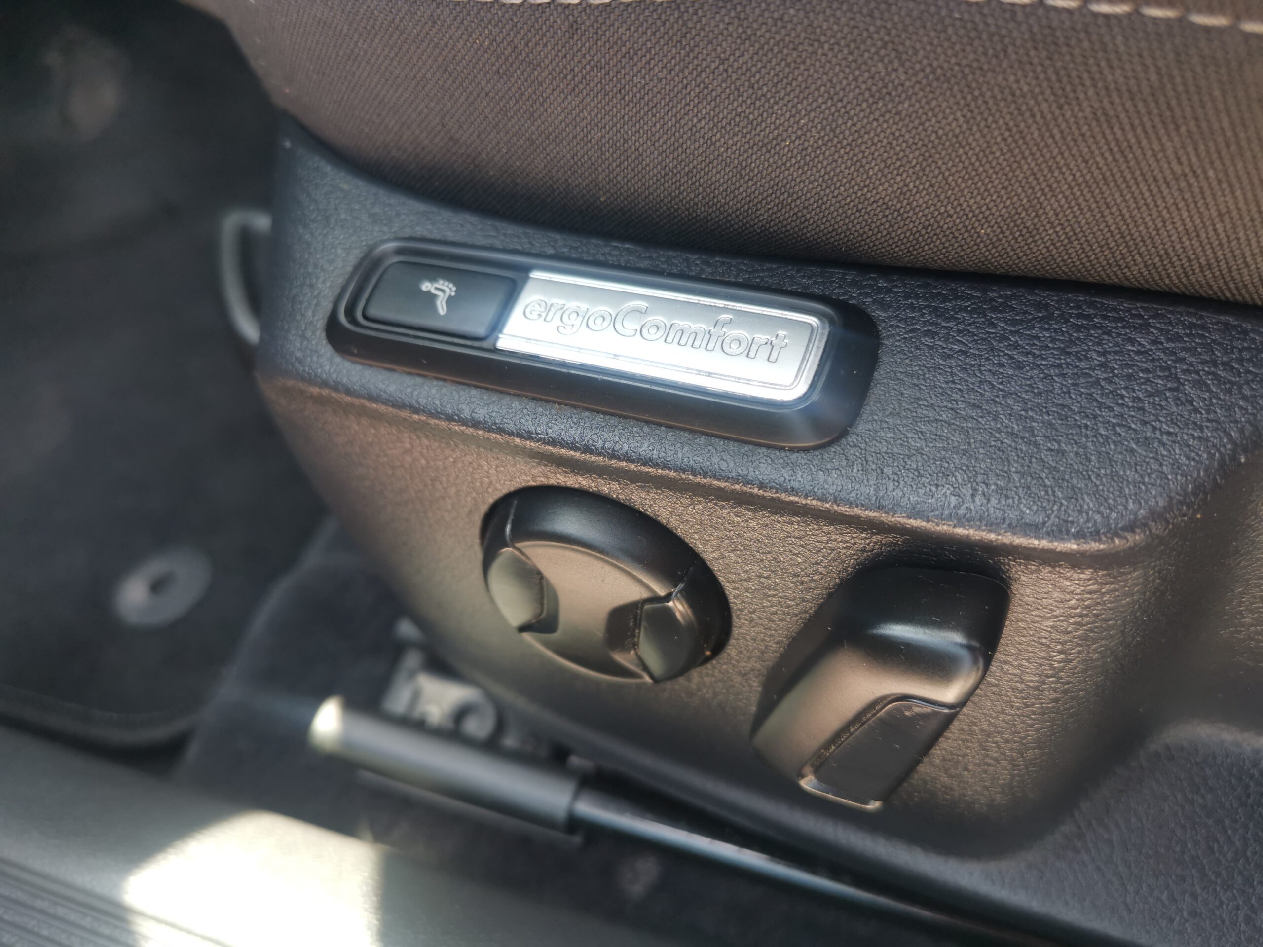 VOLKSWAGEN PASSAT VIII Variant 2.0 TDI BMT Comfortline TEMPOMAT. NAVIGÁCIÓ. ÜLÉSFŰTÉS. PARKRADAR