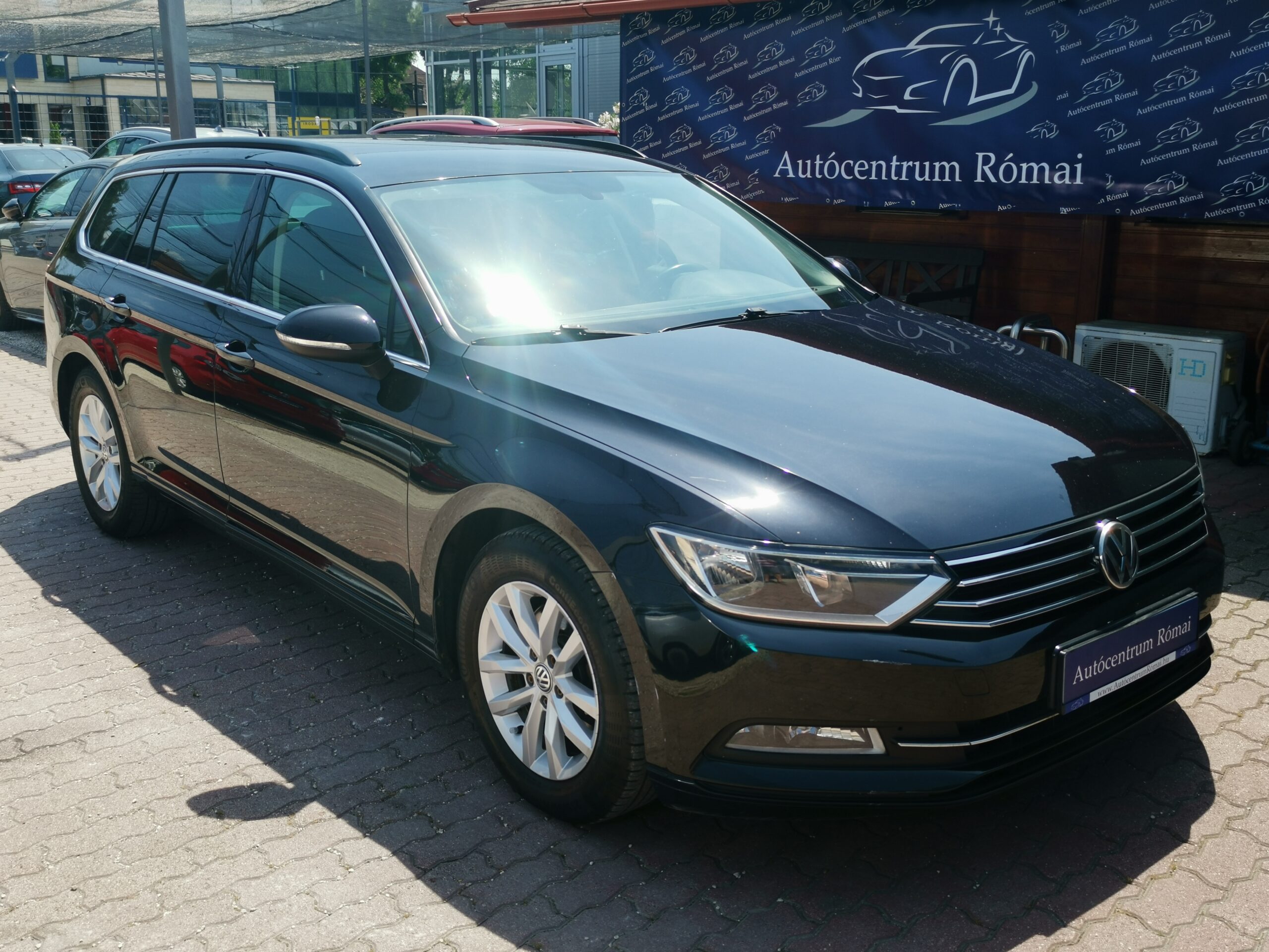 VOLKSWAGEN PASSAT VIII Variant 2.0 TDI BMT Comfortline TEMPOMAT. NAVIGÁCIÓ. ÜLÉSFŰTÉS. PARKRADAR