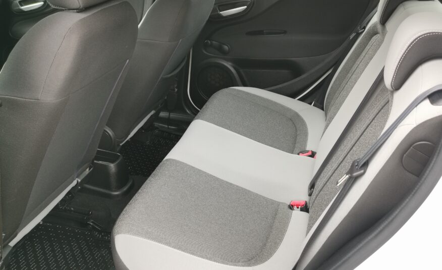 FIAT PUNTO 1.2 Pop Szervizkönyv! KLÍMA. ALUFELNI. ELEKTROMOS ABLAK