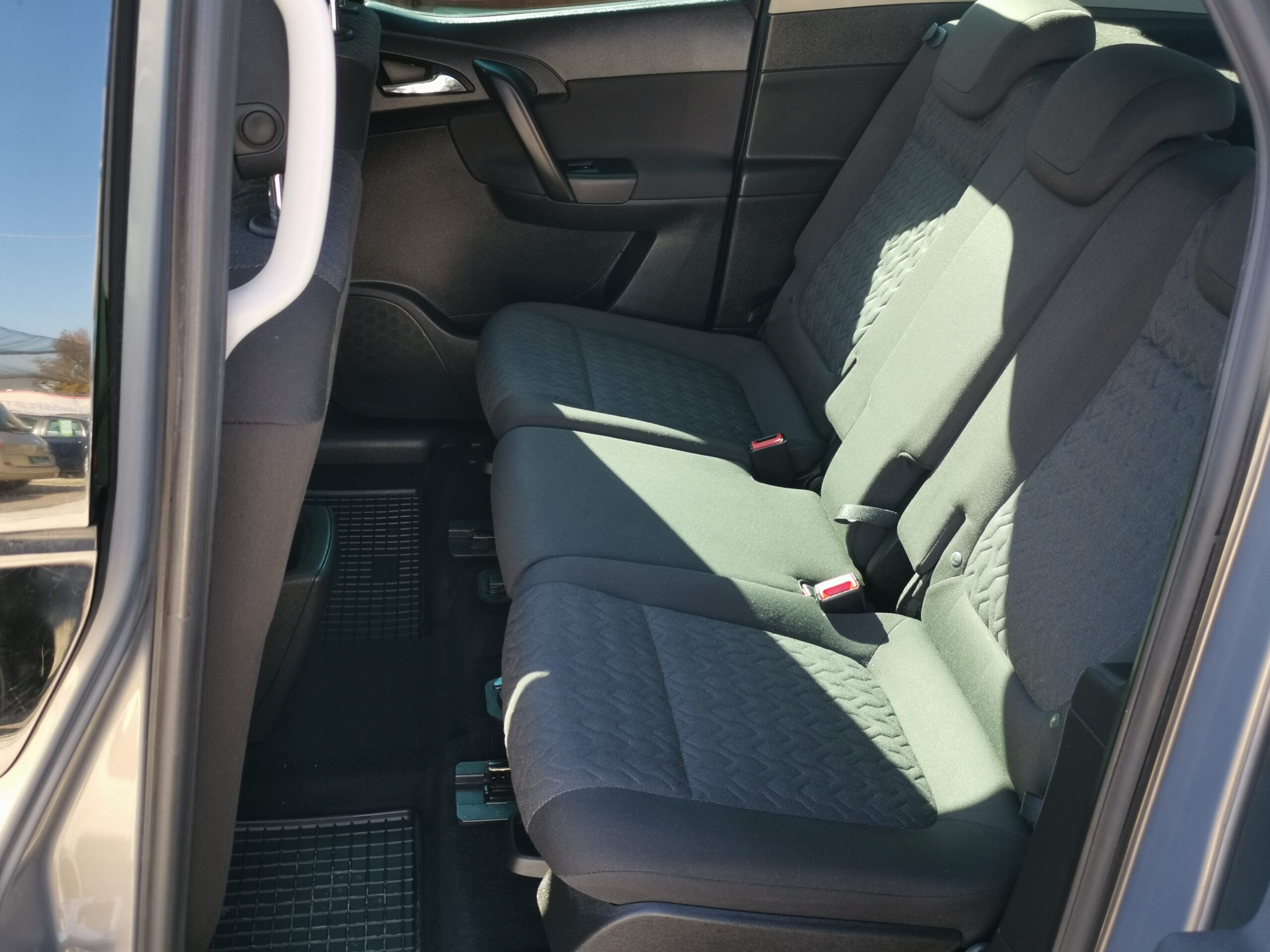 OPEL MERIVA B 1.4 T Enjoy MO..-i. 1. Tulaj. 140LE! TEMPOMAT. ALUFELNI. KORMÁNFŰTÉS