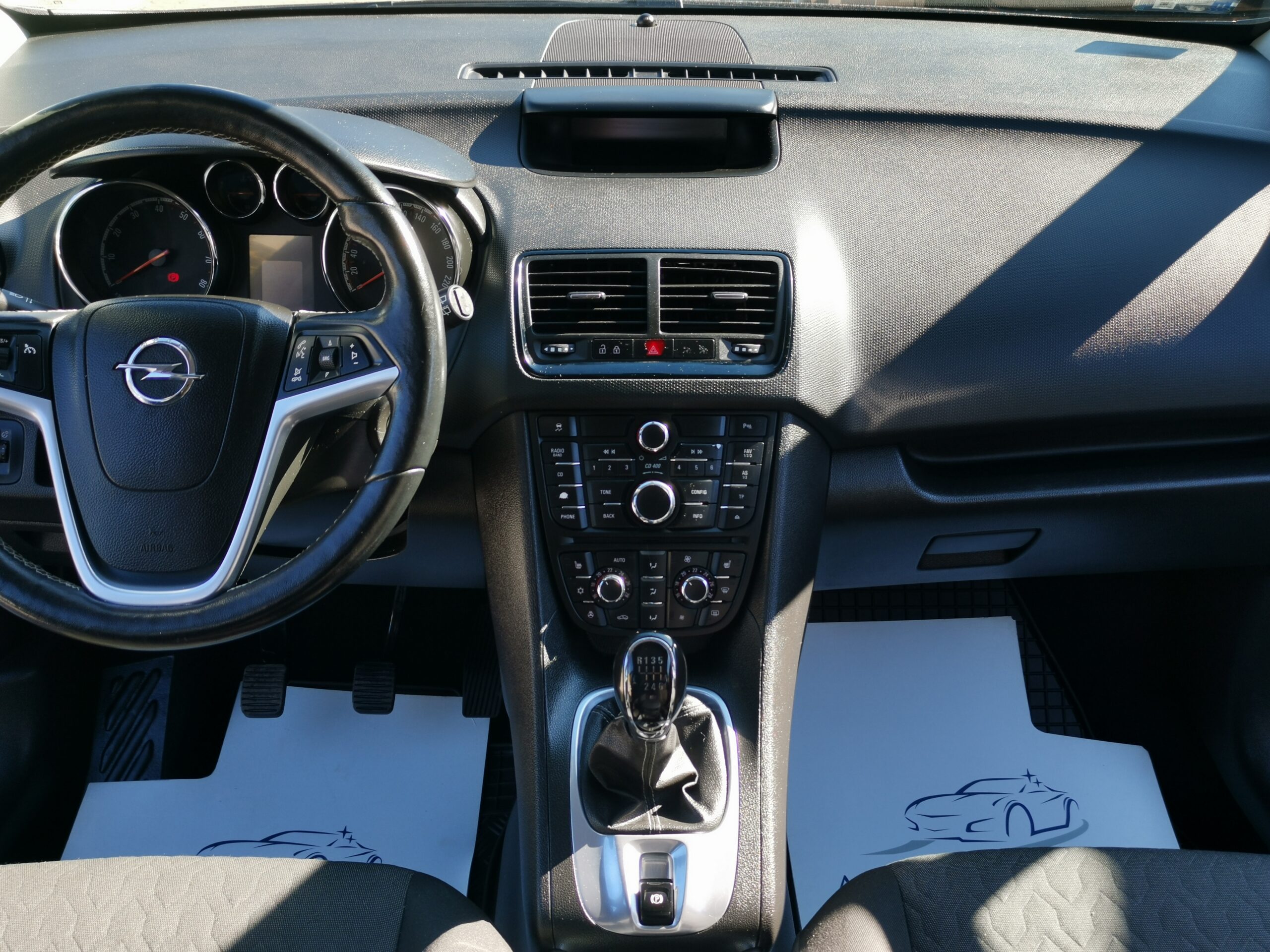 OPEL MERIVA B 1.4 T Enjoy MO..-i. 1. Tulaj. 140LE! TEMPOMAT. ALUFELNI. KORMÁNFŰTÉS