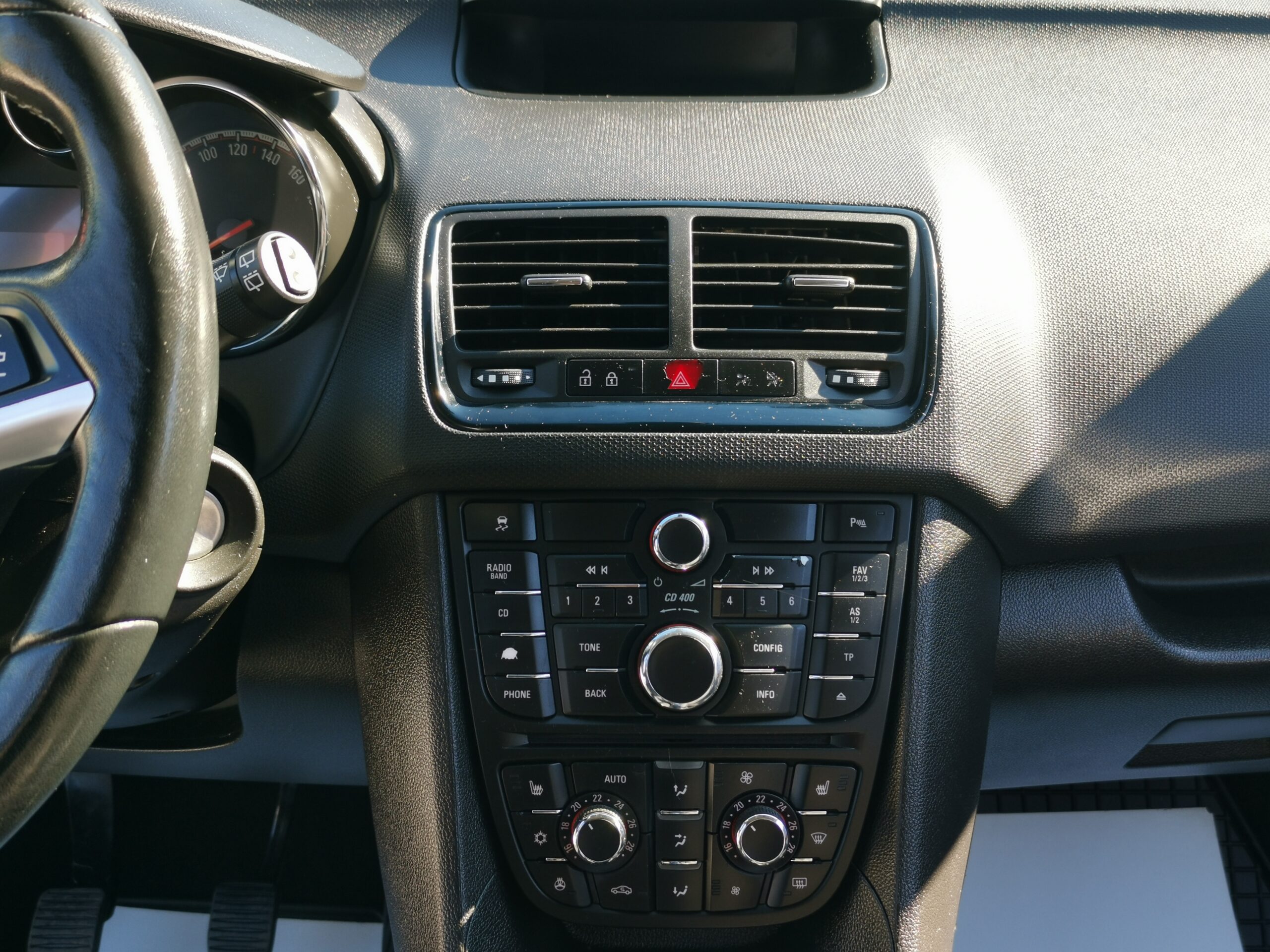 OPEL MERIVA B 1.4 T Enjoy MO..-i. 1. Tulaj. 140LE! TEMPOMAT. ALUFELNI. KORMÁNFŰTÉS