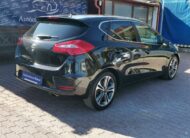 KIA CEE'D 1.6 GDI EX Prémium Platinum! 103.000KM! RITKASÁG! PANORÁMA TETŐ. BŐRBELSŐ. XENON