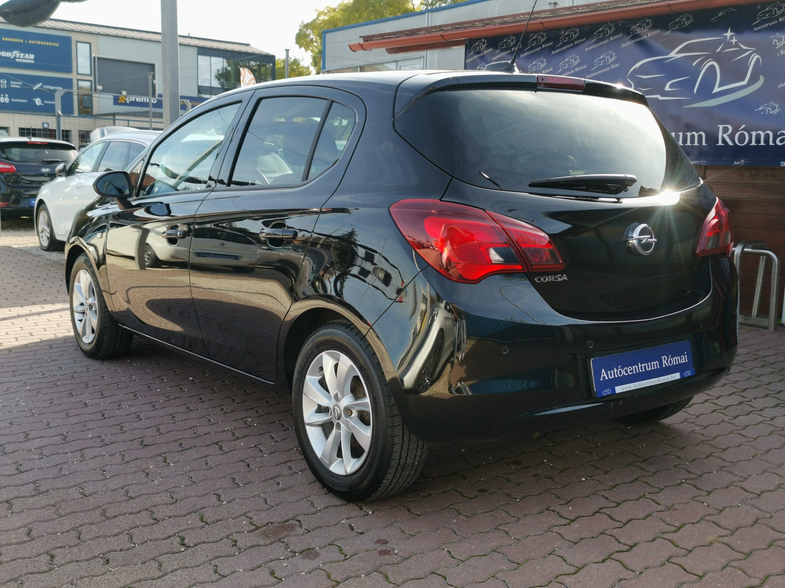 OPEL CORSA E 1.4 Selection 90.000km! TEMPOMAT. PARKRADAR. ÜLÉSFŰTÉS. ALUFELNI