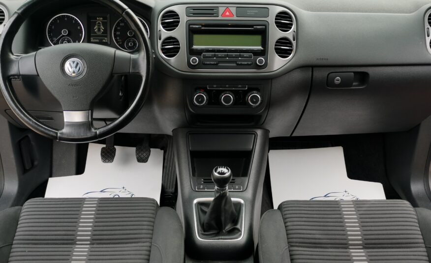 VOLKSWAGEN TIGUAN 1.4 TSi Sport&Style EU5 152.000km! TEMPOMAT. ÜLÉSFŰTÉS. VONÓHOROG. ALUFELNI