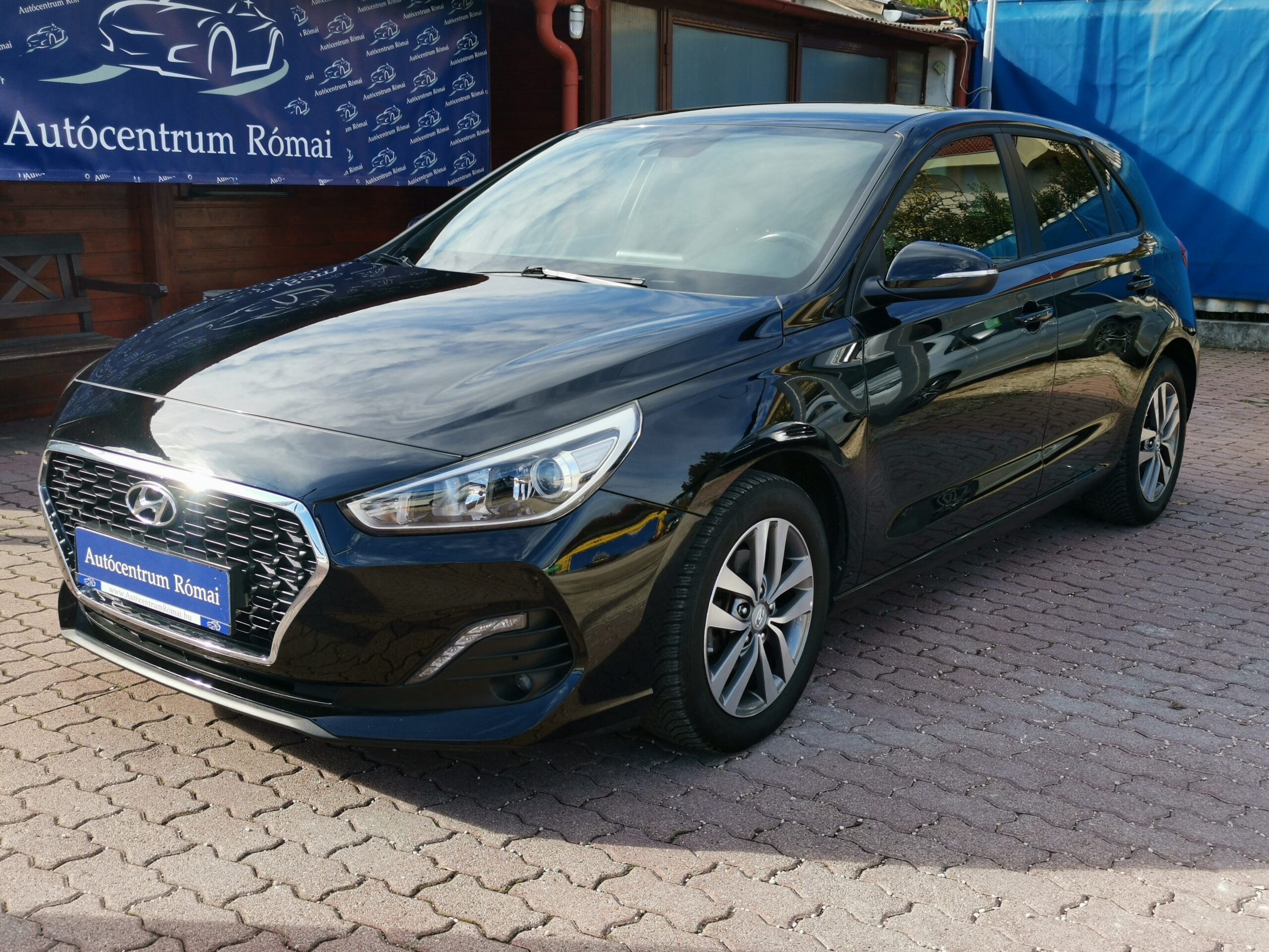 HYUNDAI I30 1.4 MPi GO! 100.000 KM. 2. Tulaj. TEMPOMAT. KAMERA. ÜLÉSFŰTÉS. ALUFELNI