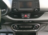 HYUNDAI I30 1.4 MPi GO! 100.000 KM. 2. Tulaj. TEMPOMAT. KAMERA. ÜLÉSFŰTÉS. ALUFELNI