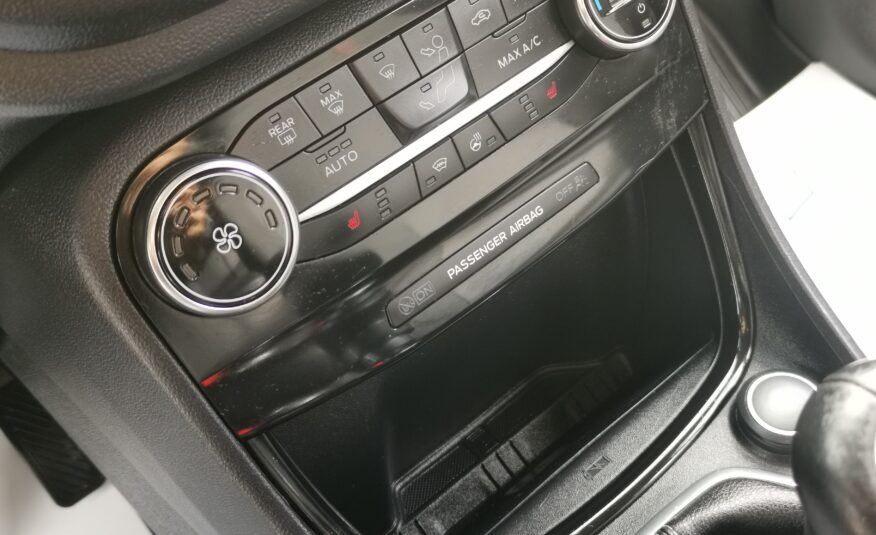 FORD PUMA 1.0 EcoBoost mHEV Titanium MO.-i. 1. Tulaj. SZervizkönyv! TEMPOMAT. NAVIGÁCIÓ. ÜLÉSFŰTÉS