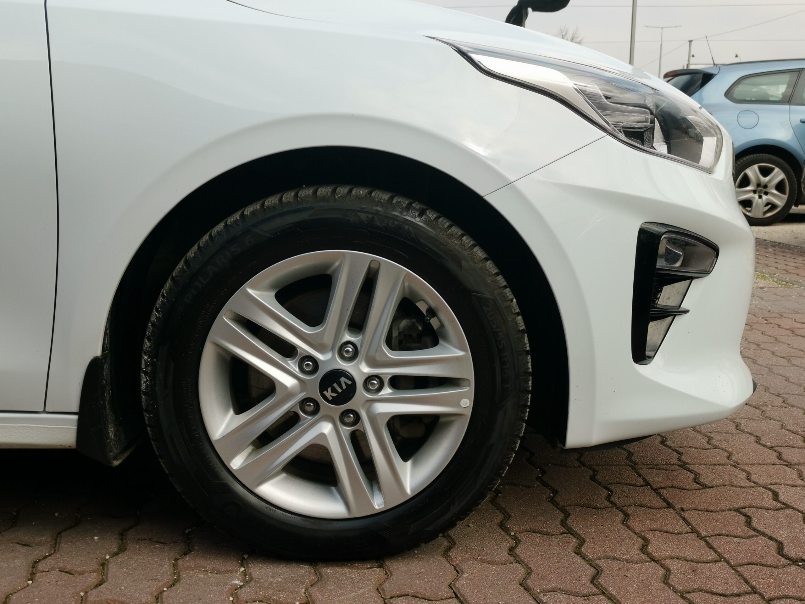 KIA CEE'D Ceed SW 1.6 CRDi HP Hybrid Gold MO.-i. 1. Tulaj. Szervizkönyv! ÁFÁ-s! TEMPOMAT. KAMERA. ÜLÉSFŰTÉS